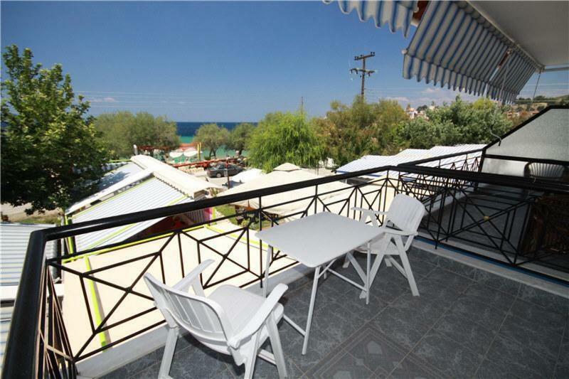 נאוס מרמרס Funbeach Rooms מראה חיצוני תמונה