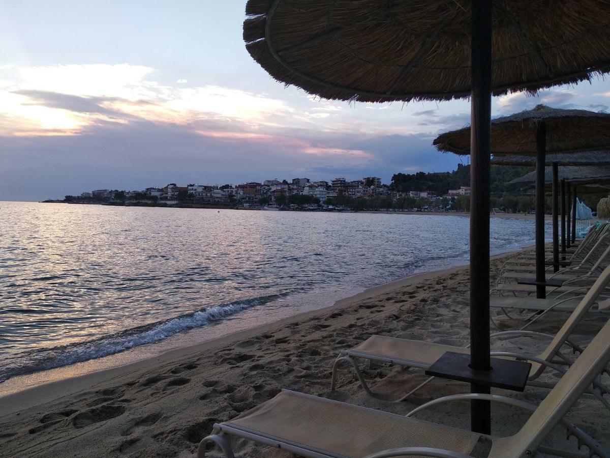 נאוס מרמרס Funbeach Rooms מראה חיצוני תמונה